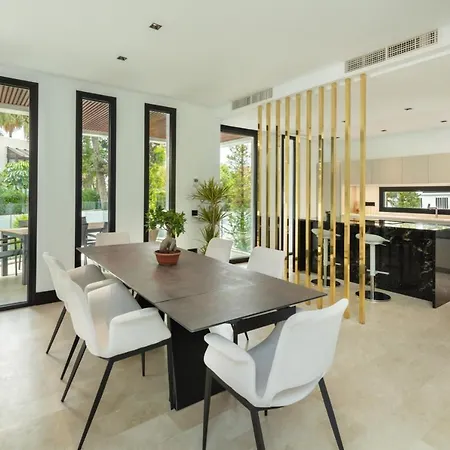 Villa In Residential Area Marbella