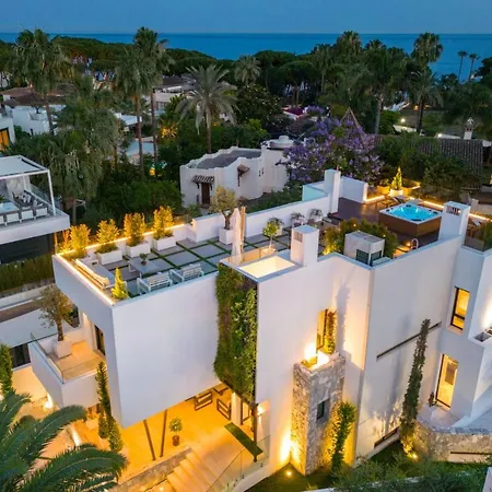 Villa In Residential Area Marbella