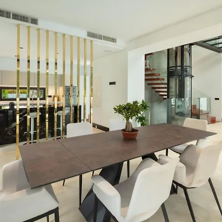 Villa In Residential Area Marbella